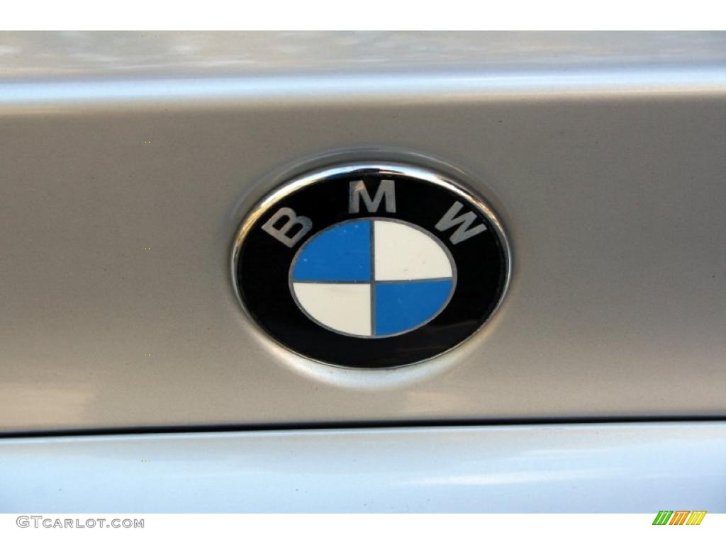2002 BMW 3 Series 325i Coupe Marks and Logos Photo #41908012