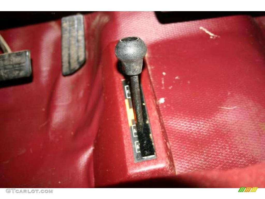1994 C/K 3500 Regular Cab 4x4 Stake Truck - Victory Red / Red photo #7