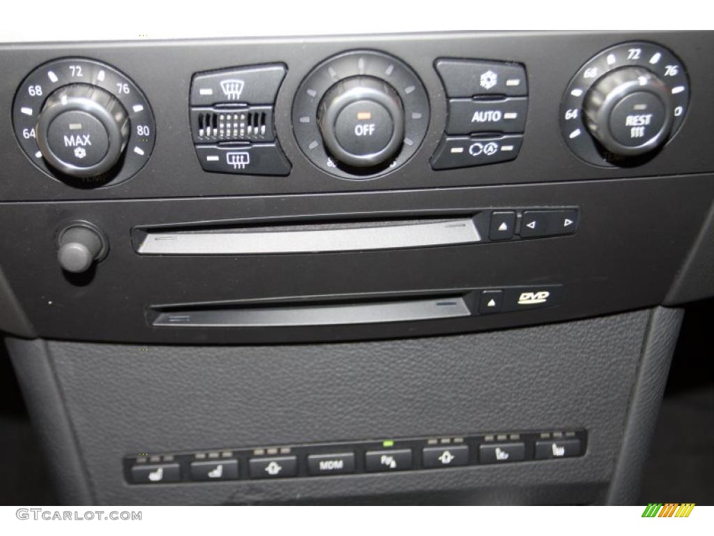 2007 BMW M5 Sedan Controls Photo #41908852