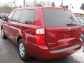 2006 Claret Red Kia Sedona LX  photo #15