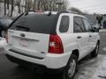 Clear White - Sportage LX V6 4x4 Photo No. 2