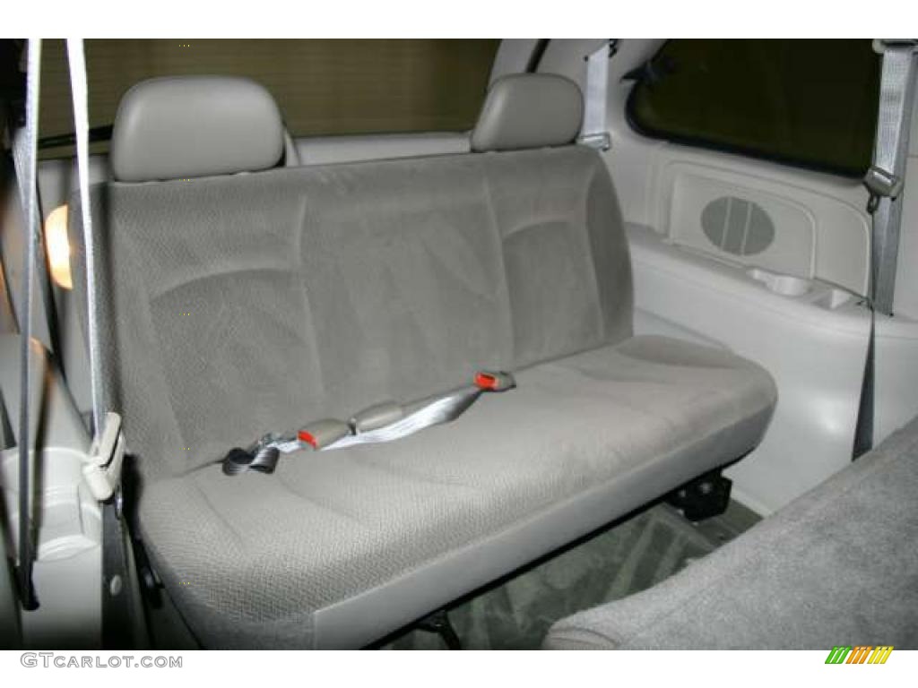 Dark Khaki/Light Graystone Interior 2005 Dodge Caravan SE Photo #41911070