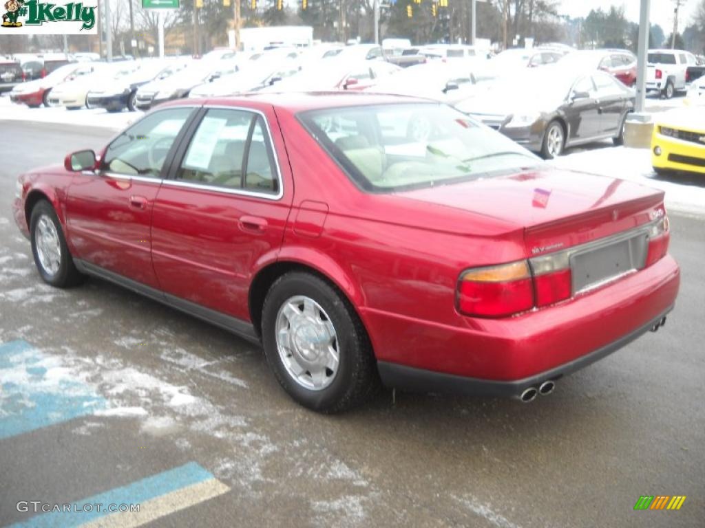 2000 Seville SLS - Crimson Pearl / Oatmeal photo #5