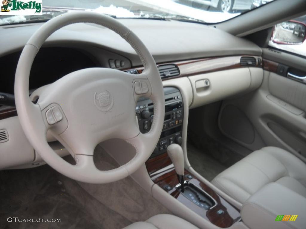 2000 Seville SLS - Crimson Pearl / Oatmeal photo #9