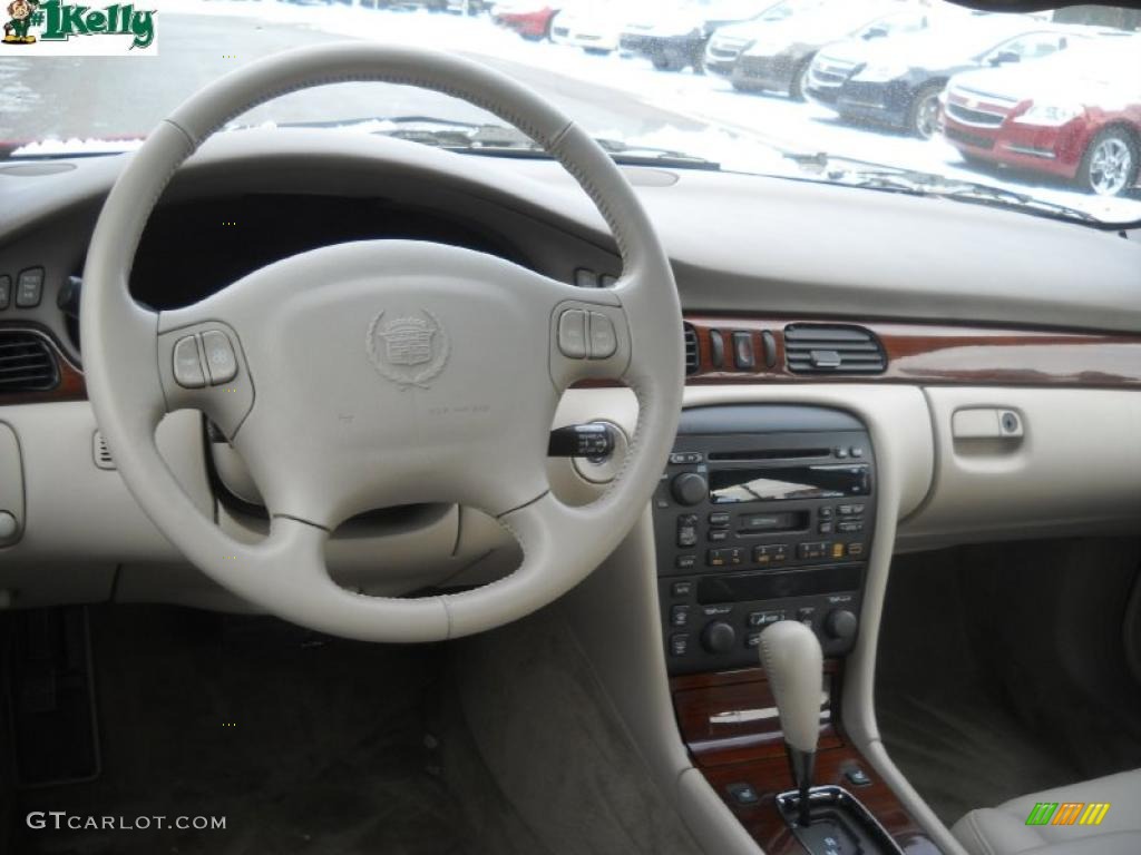 2000 Seville SLS - Crimson Pearl / Oatmeal photo #13