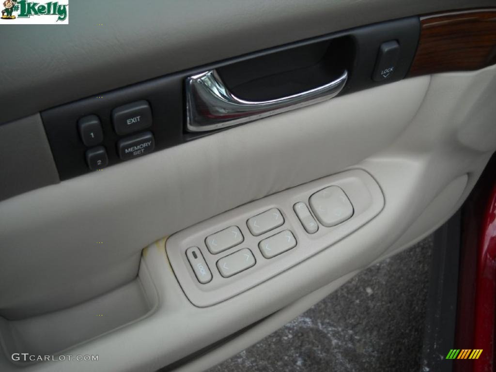 2000 Seville SLS - Crimson Pearl / Oatmeal photo #16
