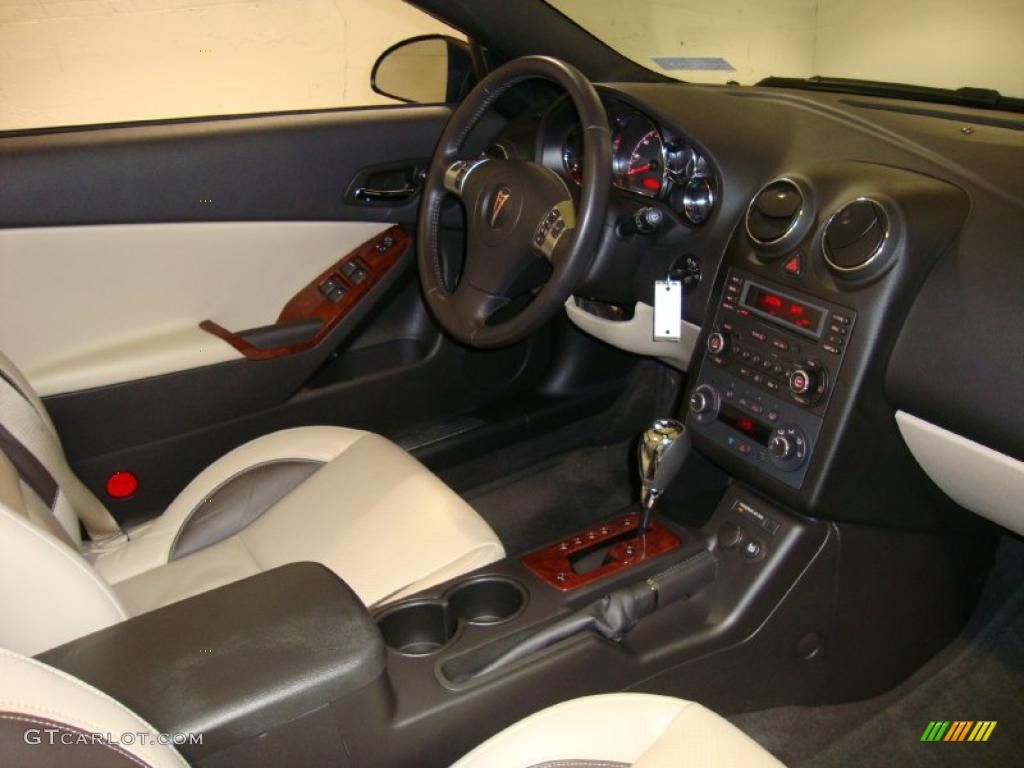 Light Taupe Interior 2008 Pontiac G6 GT Convertible Photo #41915585