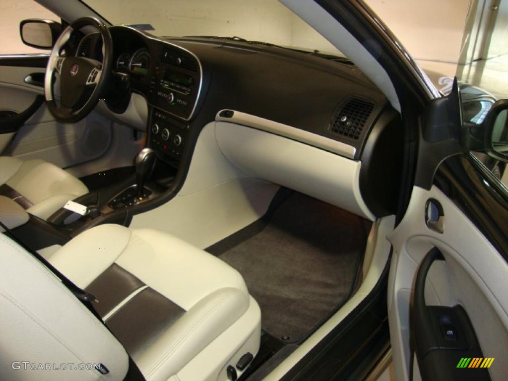 Parchment/Black Interior 2007 Saab 9-3 Aero Convertible Photo #41916121