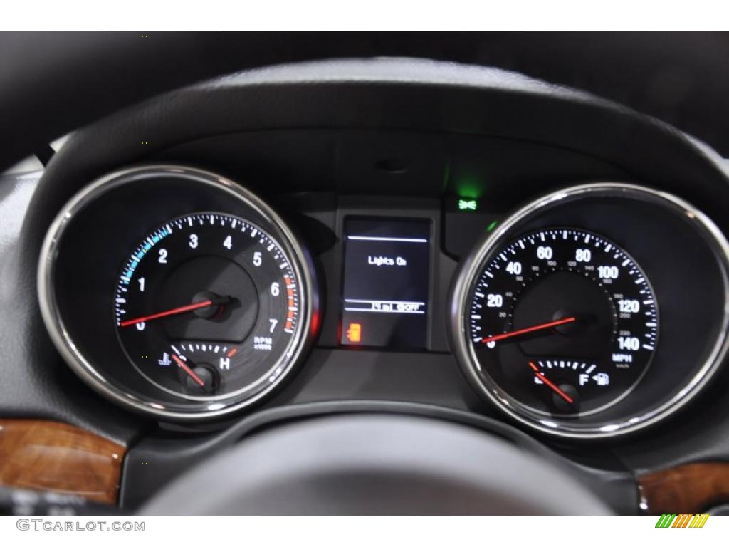 2011 Jeep Grand Cherokee Limited Gauges Photo #41919562