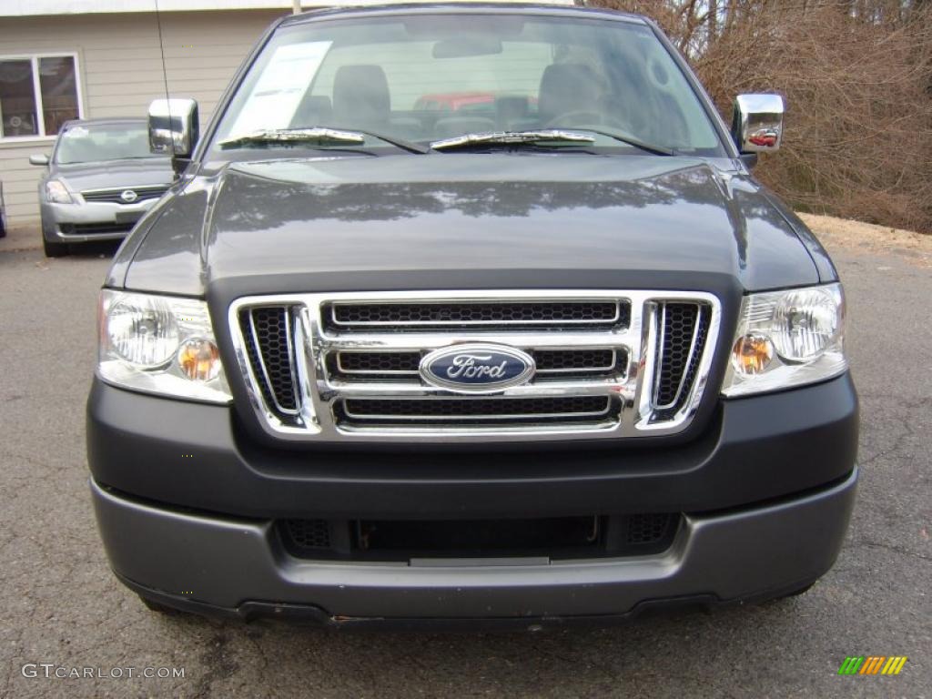 2005 F150 XL Regular Cab - Dark Shadow Grey Metallic / Medium Flint Grey photo #2