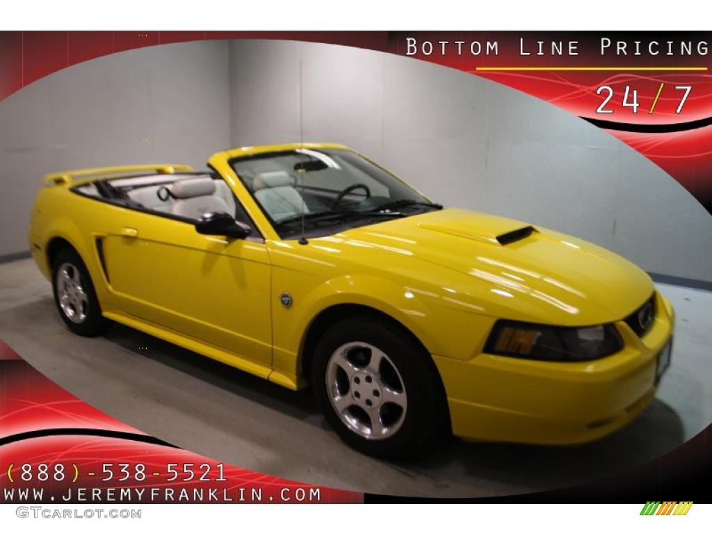 2004 Mustang V6 Convertible - Screaming Yellow / Oxford White photo #1