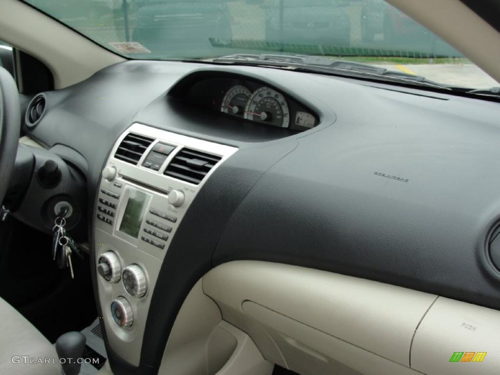 2008 Toyota Yaris Sedan Bisque Dashboard Photo #41924915