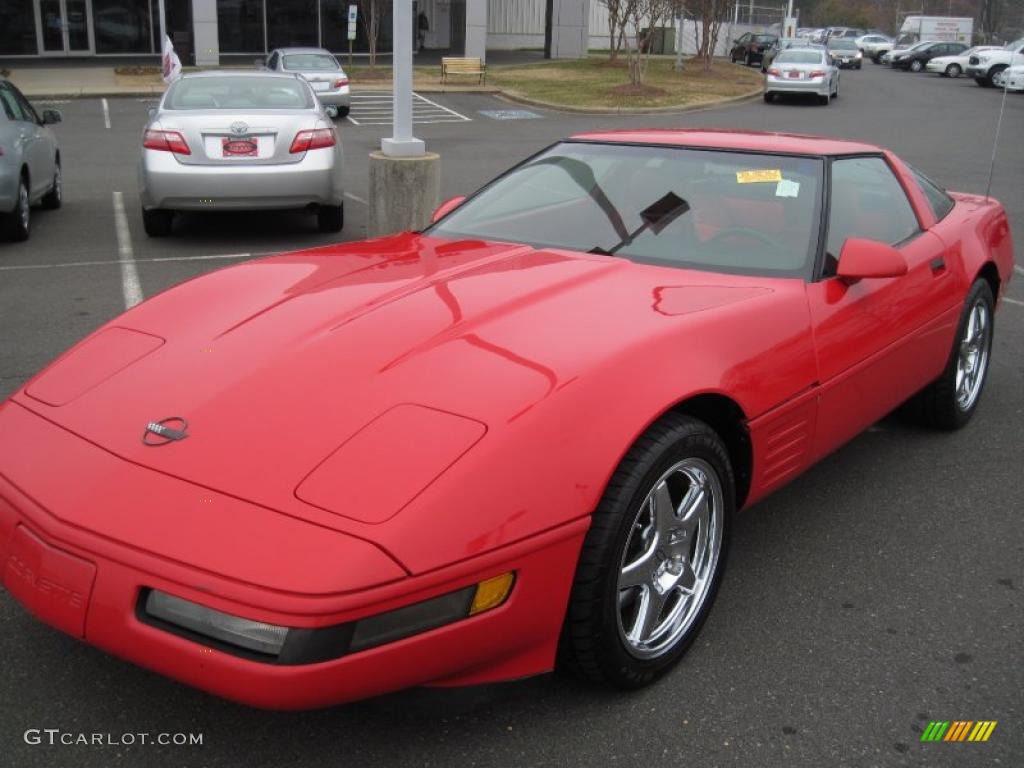 1992 Corvette Coupe - Bright Red / Red photo #1