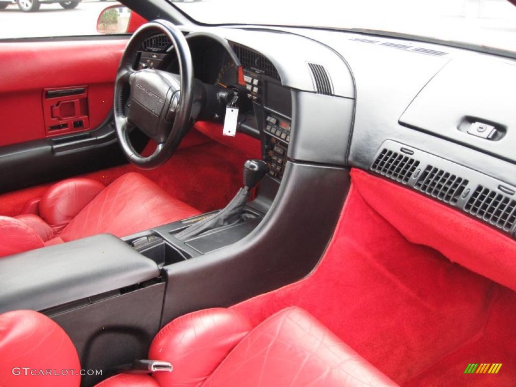 1992 Chevrolet Corvette Coupe Red Dashboard Photo #41926279