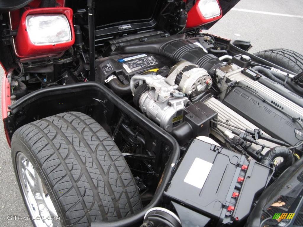 1992 Chevrolet Corvette Coupe 5.7 Liter OHV 16-Valve LT1 V8 Engine Photo #41926327