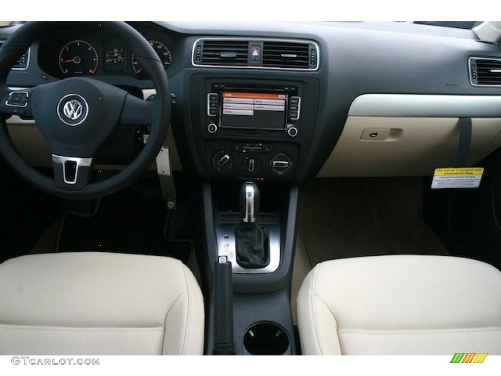 2011 Volkswagen Jetta TDI Sedan Cornsilk Beige Dashboard Photo #41931096