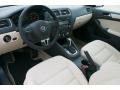 Black - Jetta SE Sedan Photo No. 10