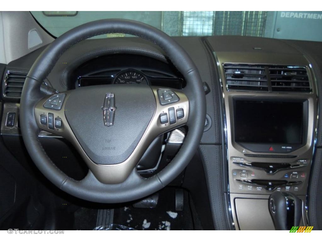 2011 Lincoln MKX AWD Charcoal Black Dashboard Photo #41937914