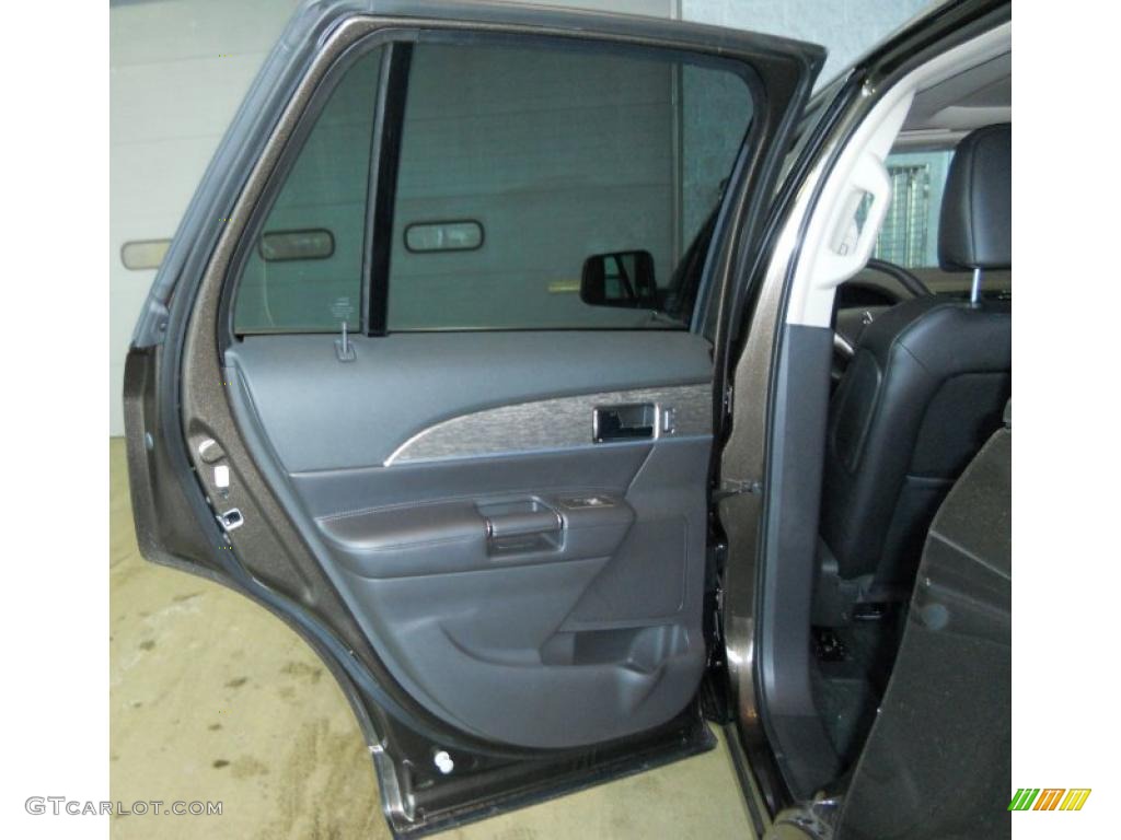2011 Lincoln MKX AWD Charcoal Black Door Panel Photo #41938026