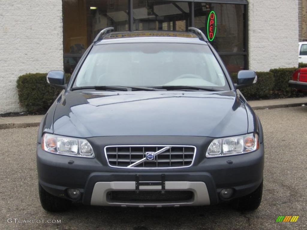 2007 XC70 AWD Cross Country - Barents Blue Metallic / Taupe photo #10