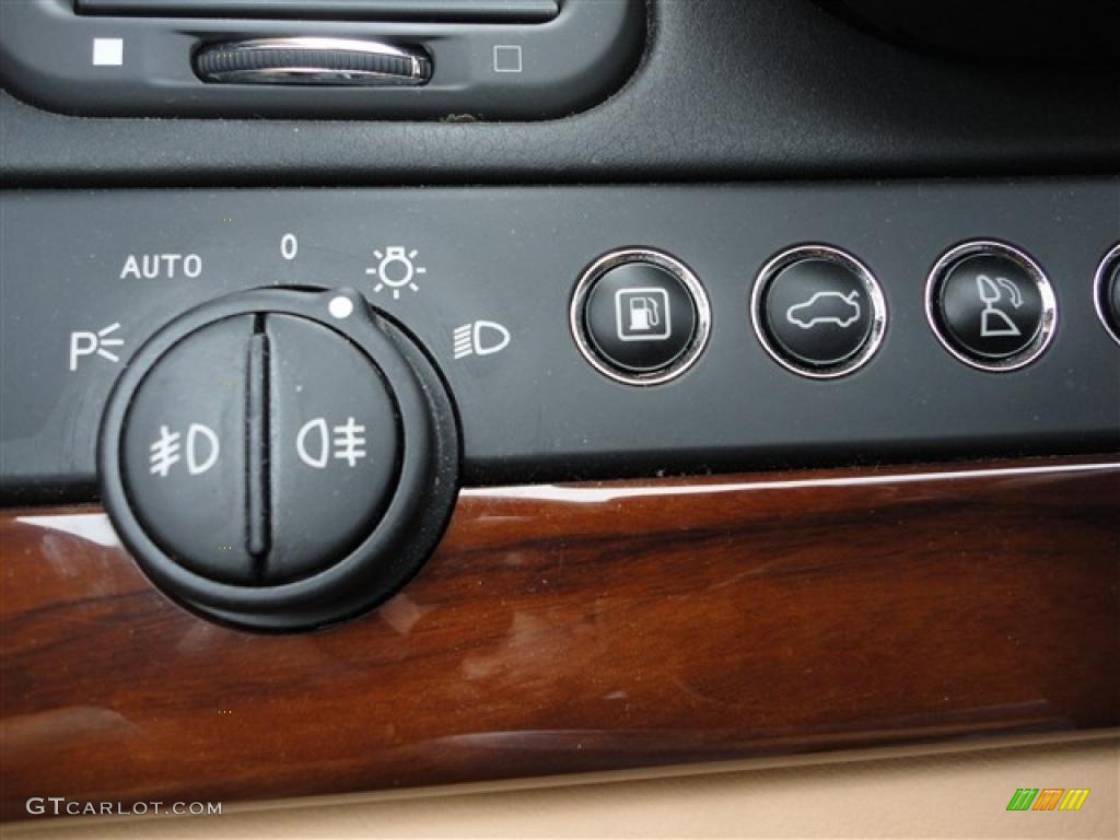 2008 Maserati Quattroporte Standard Quattroporte Model Controls Photo #41938554