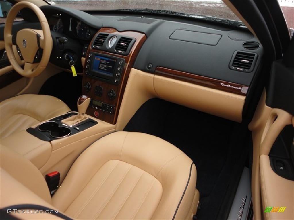 2008 Maserati Quattroporte Standard Quattroporte Model Beige Dashboard Photo #41938710