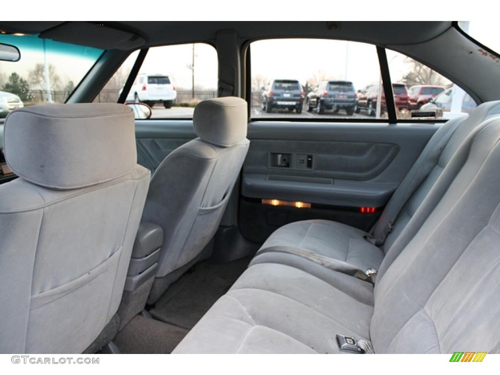 1992 Oldsmobile Eighty-Eight Royale LS Interior Color Photos