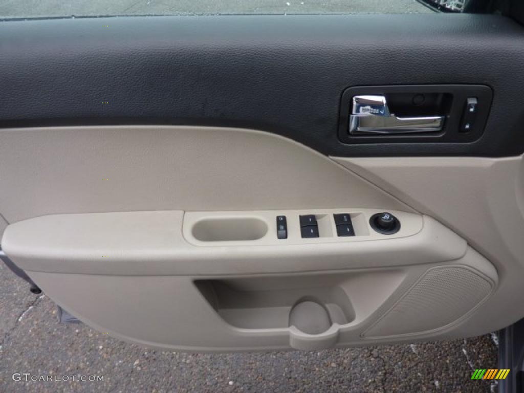 2007 Fusion SE V6 AWD - Tungsten Grey Metallic / Light Stone photo #12