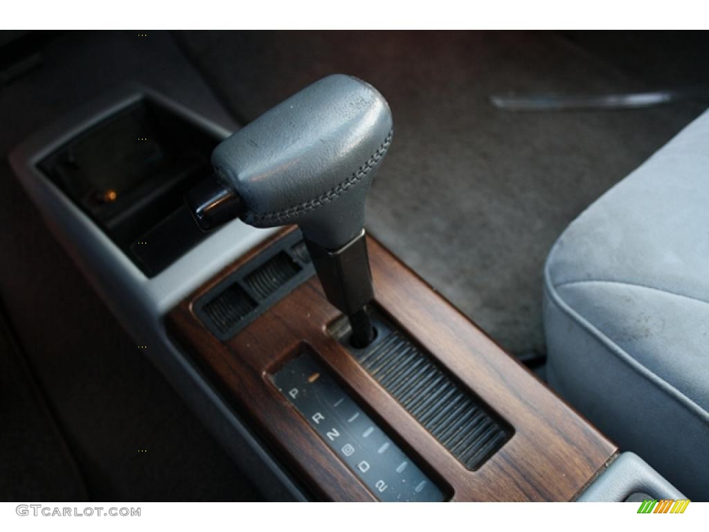 1992 Oldsmobile Eighty-Eight Royale LS Transmission Photos