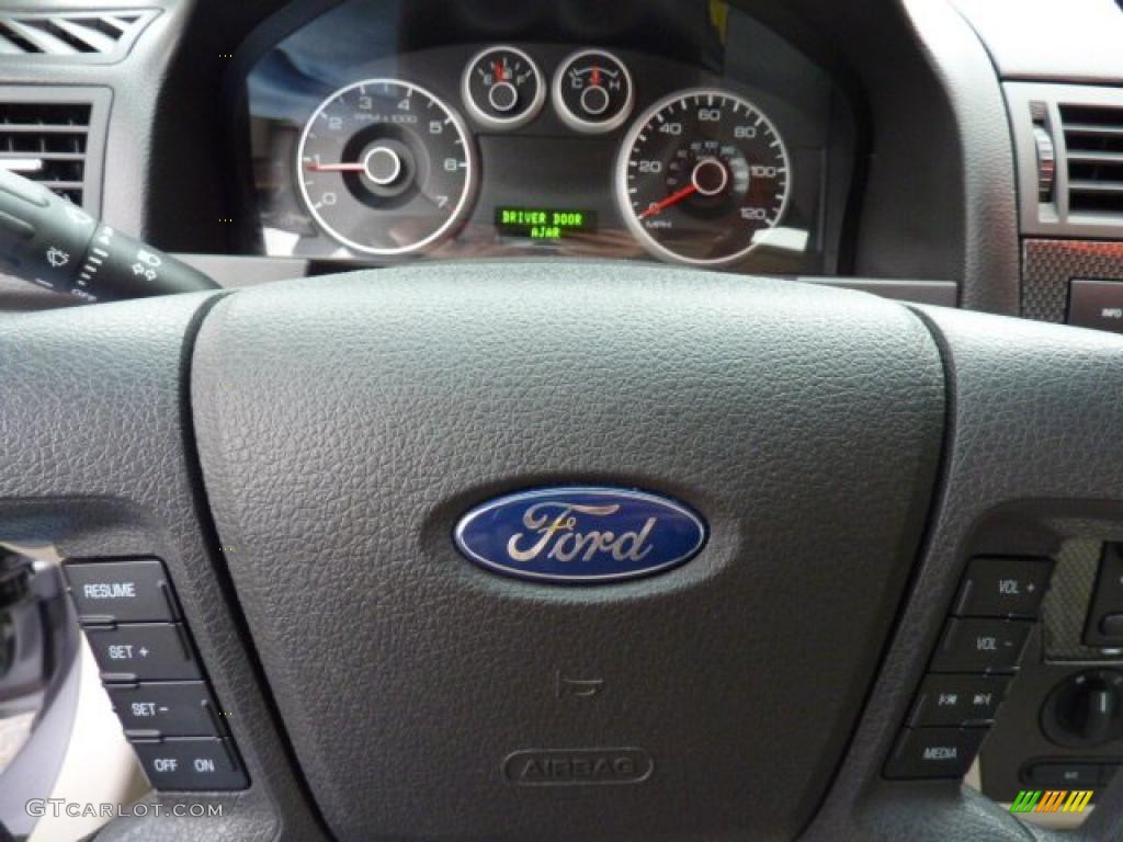 2007 Fusion SE V6 AWD - Tungsten Grey Metallic / Light Stone photo #18