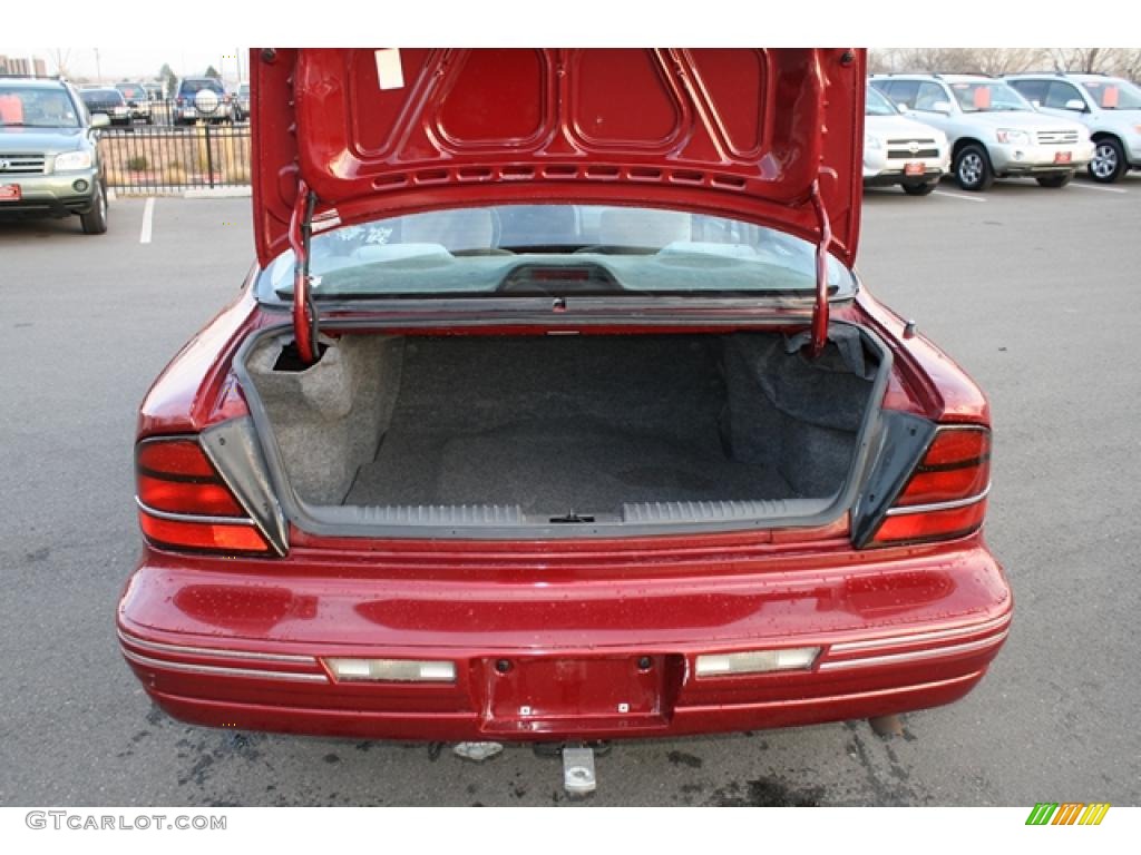 1992 Oldsmobile Eighty-Eight Royale LS Trunk Photos