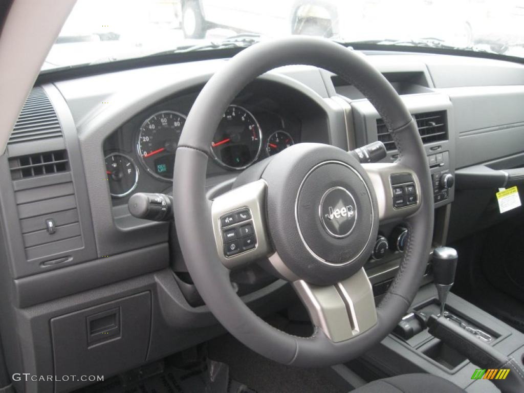 2011 Jeep Liberty Renegade 4x4 Dark Slate Gray Steering Wheel Photo #41949016