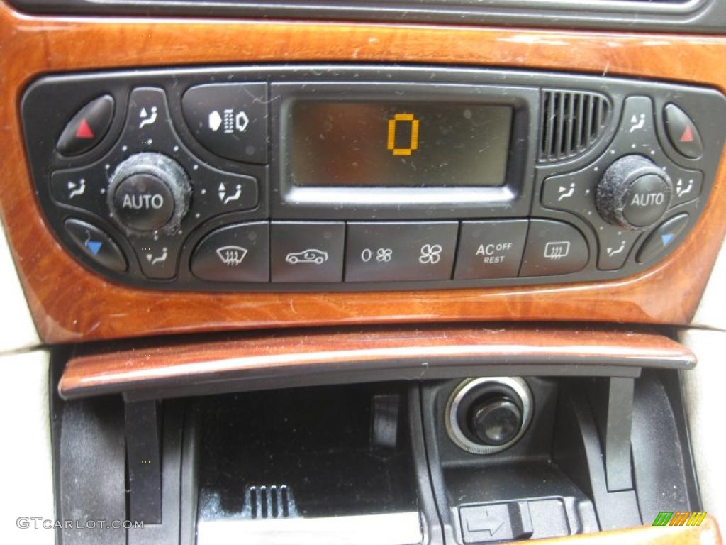 2004 Mercedes-Benz CLK 500 Cabriolet Controls Photo #41949044