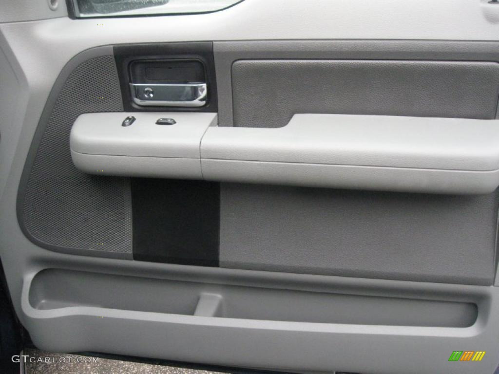 2004 F150 XLT SuperCab 4x4 - True Blue Metallic / Dark Flint photo #10