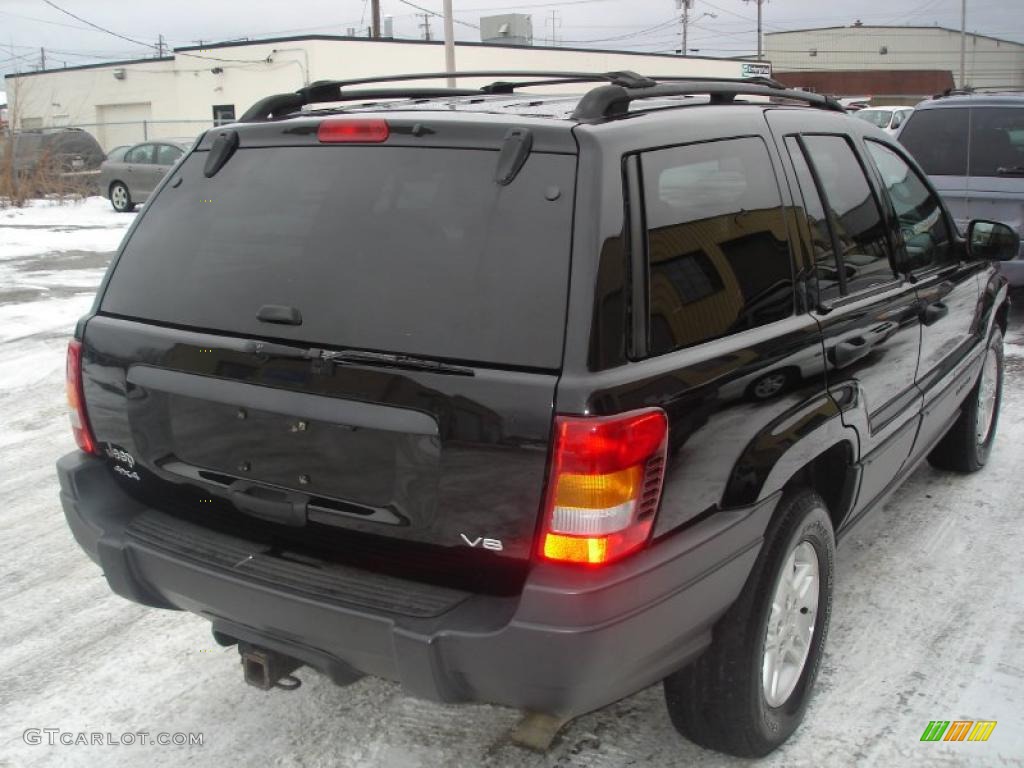 2003 Grand Cherokee Laredo 4x4 - Brilliant Black / Dark Slate Gray photo #5
