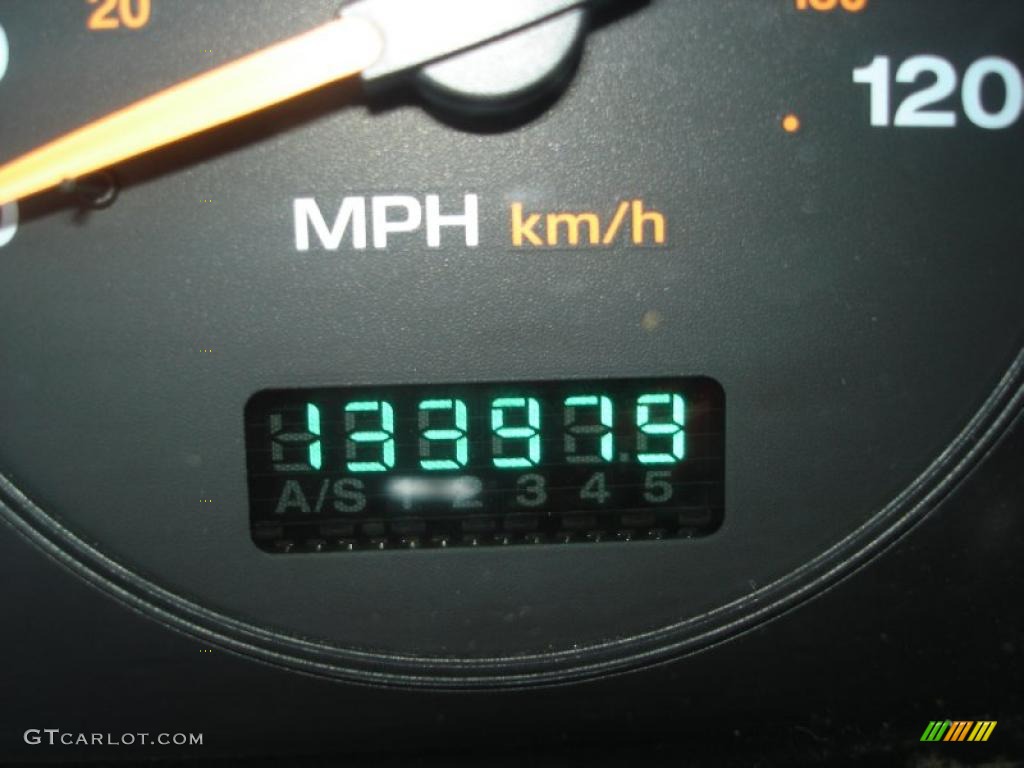 2003 Grand Cherokee Laredo 4x4 - Brilliant Black / Dark Slate Gray photo #10