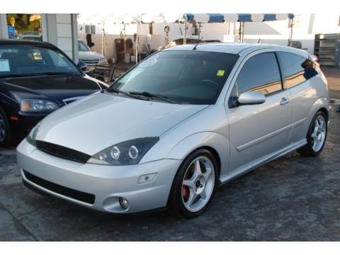 2002 Ford Focus SVT Coupe Data, Info and Specs