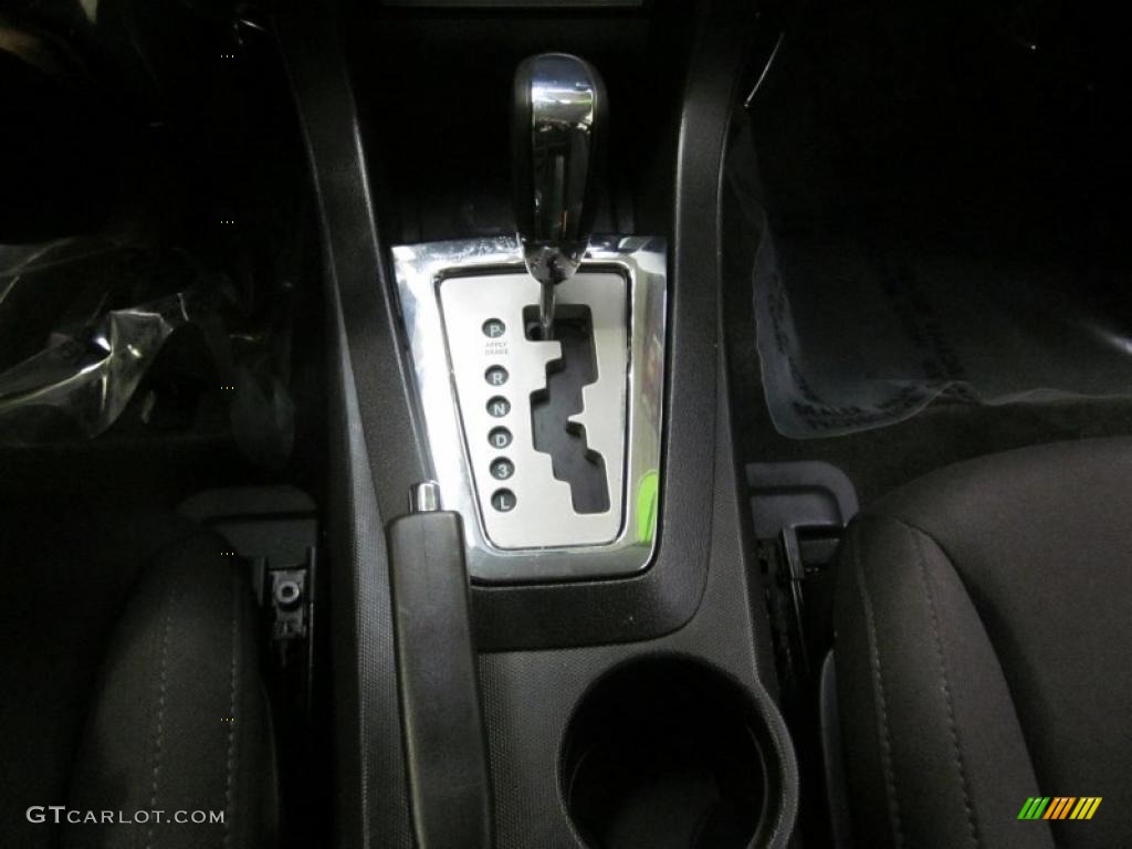 2010 Dodge Avenger SXT Transmission Photos