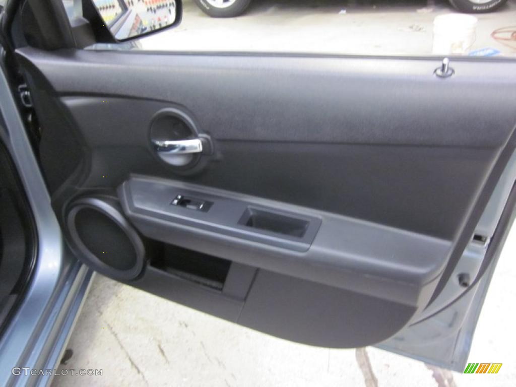 2010 Dodge Avenger SXT Door Panel Photos