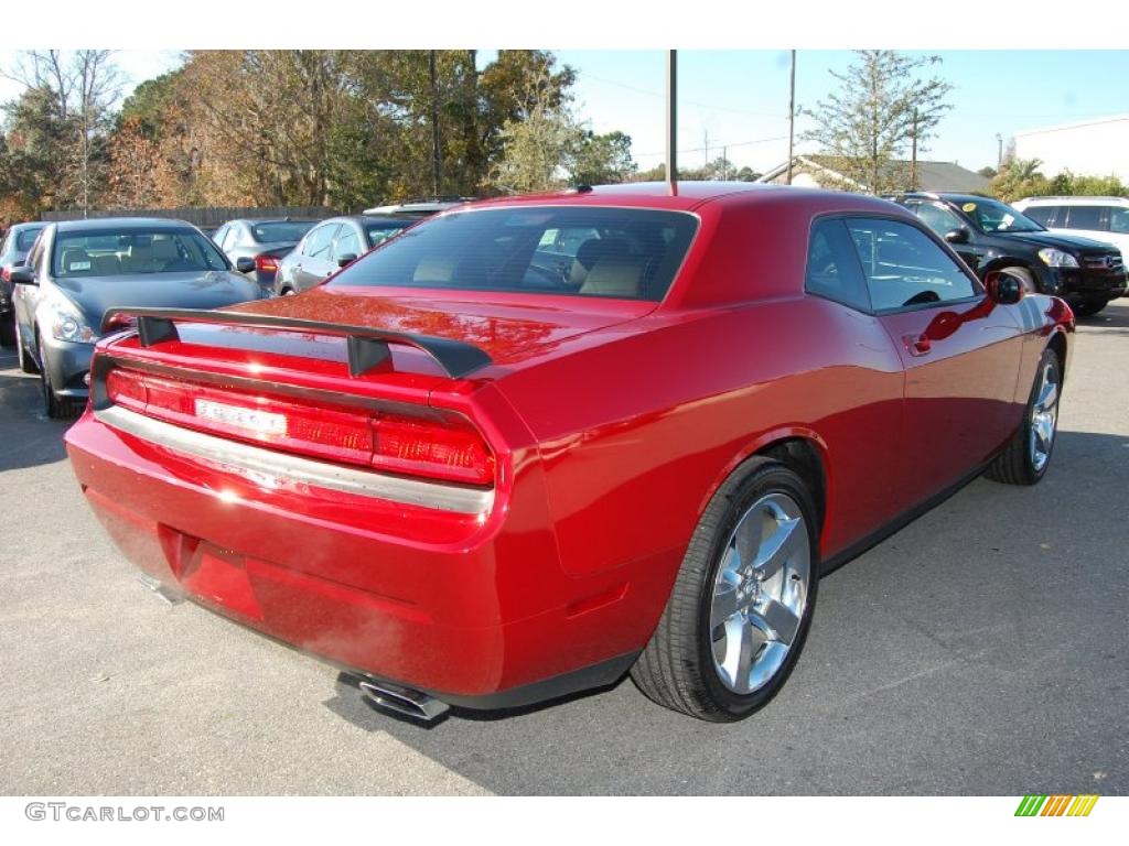 Inferno Red Crystal Pearl 2010 Dodge Challenger R/T Exterior Photo #41956584