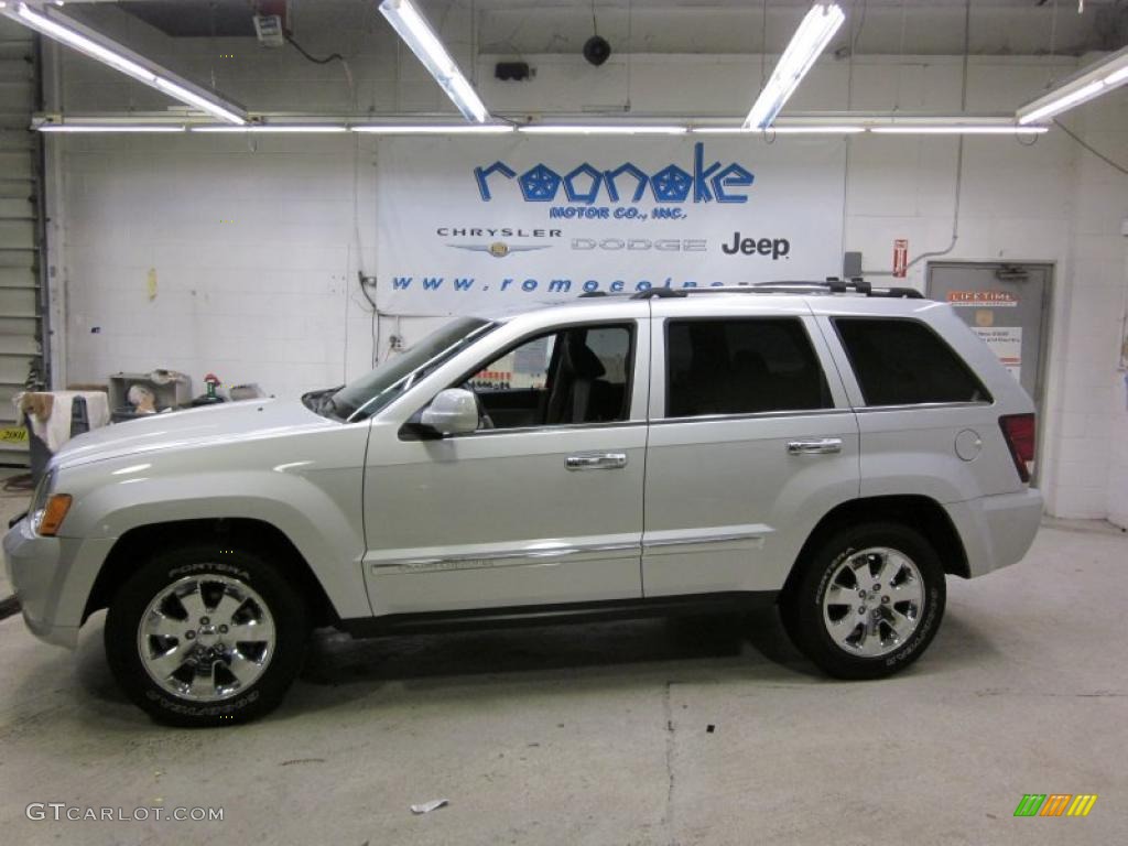 2010 Grand Cherokee Limited 4x4 - Bright Silver Metallic / Dark Slate Gray/Light Graystone photo #1