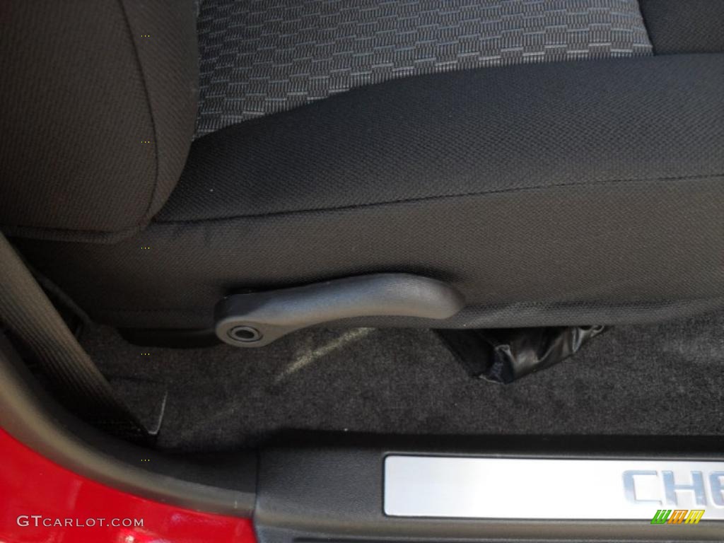 2011 Colorado LT Crew Cab - Victory Red / Ebony photo #19