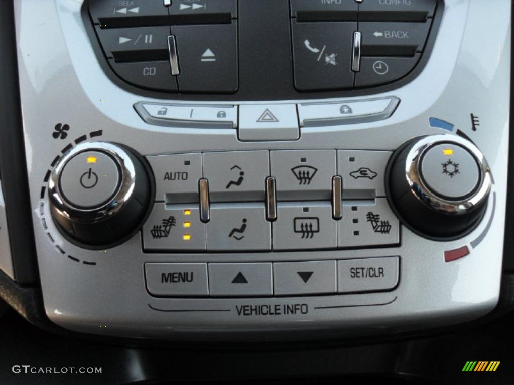2011 GMC Terrain SLT Controls Photo #41960328