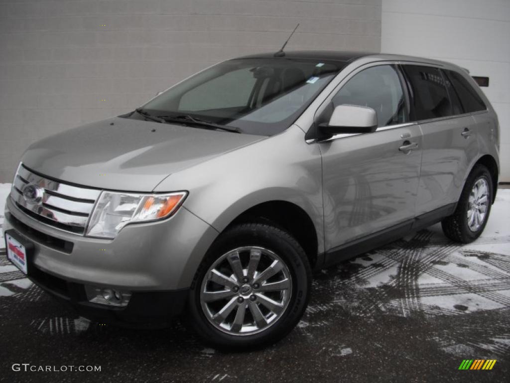 Vapor Silver Metallic Ford Edge