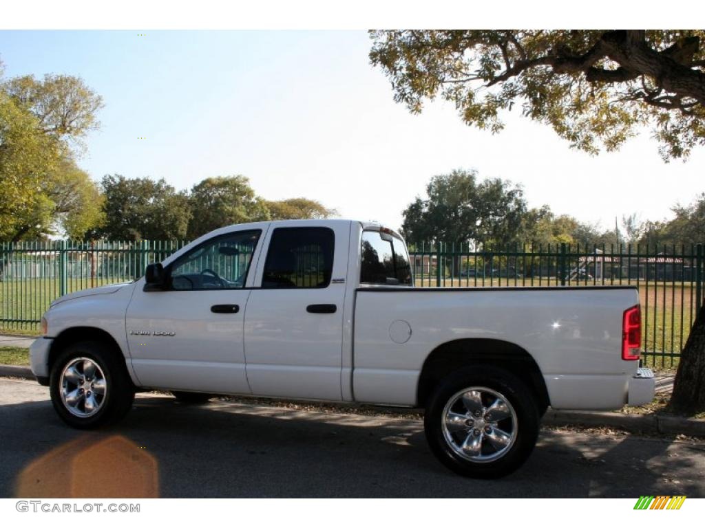 2002 Ram 1500 Sport Quad Cab 4x4 - Bright White / Taupe photo #4