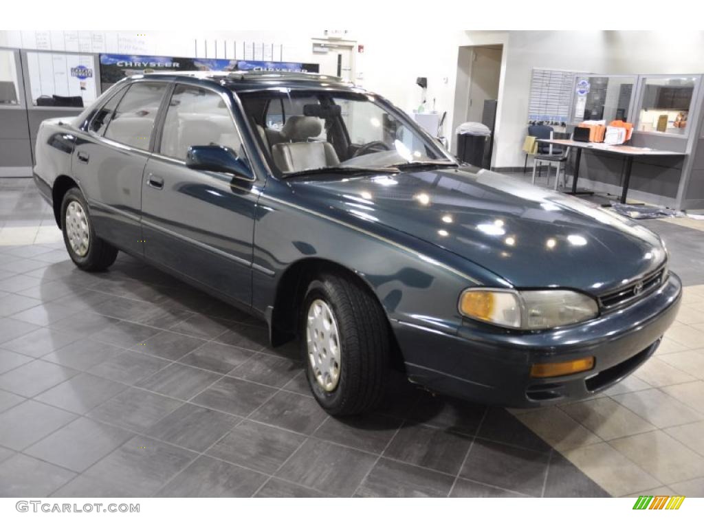 1996 Camry LE Sedan - Dark Emerald Green Metallic / Beige photo #4