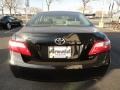 Black - Camry LE Photo No. 5