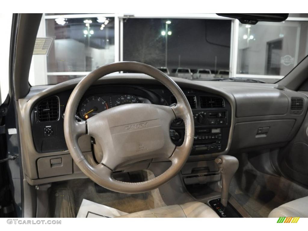 1996 Camry LE Sedan - Dark Emerald Green Metallic / Beige photo #15