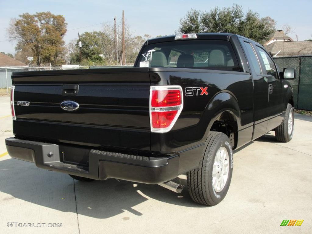 2010 F150 STX SuperCab - Tuxedo Black / Medium Stone photo #3