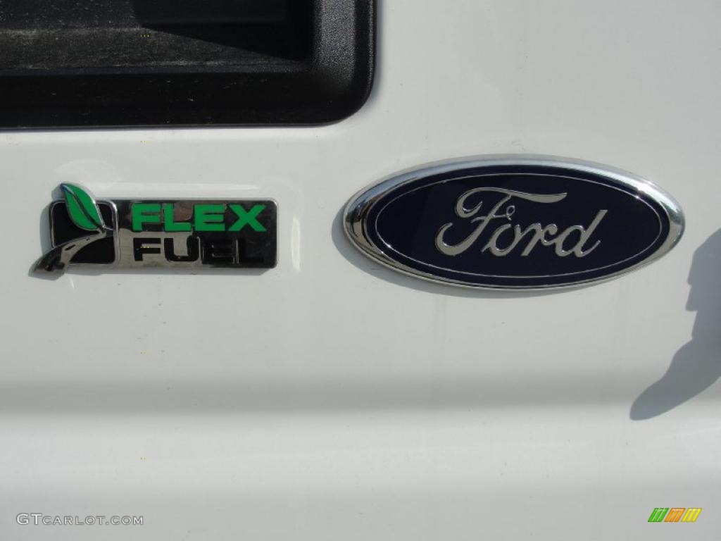 2011 Ford E Series Van E350 XL Extended Passenger Marks and Logos Photo #41977787